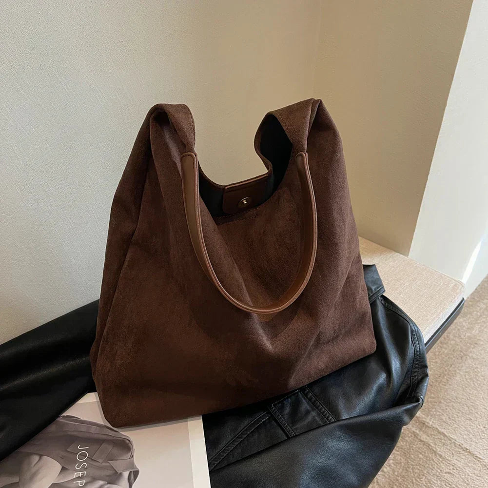 ARIA™|SUEDE BAG